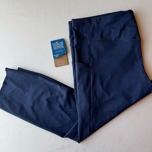 NWT Brooks Women's Navy High-Waist Running Leggings